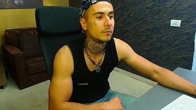 RomeoBodhi 在線直播表演