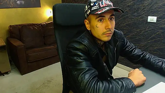RomeoBodhi Webcam show