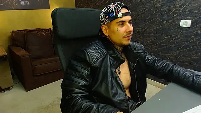 RomeoBodhi Adlı Modelin Web Kamerası Şovu