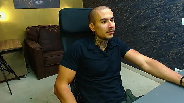 RomeoBodhi Webcam show