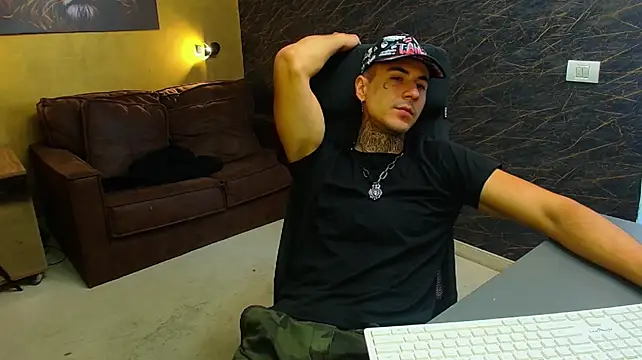 RomeoBodhi Webcam-Show