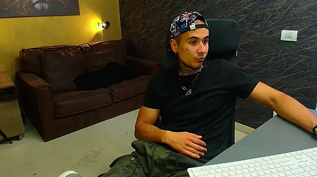 RomeoBodhi Webcam-Show