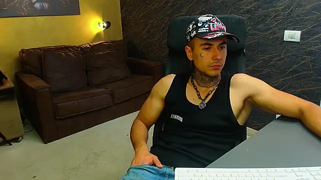 RomeoBodhi Webcam show