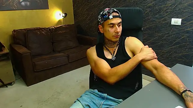 RomeoBodhi Webcam show
