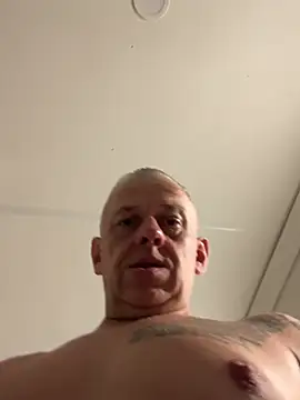 Show modela JakubW79 na web-kameri