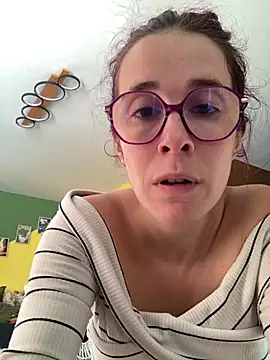 Pokazy przed kamerką – MagdalenaMedusa
