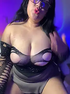ItsCoraline Webcam-Show