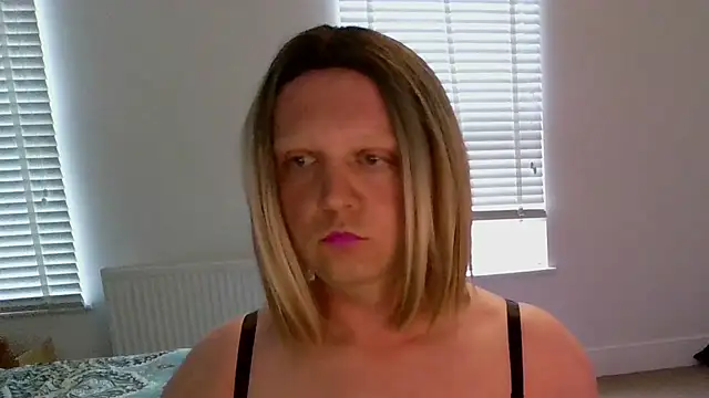 itsallfantasyn Webbikameraesitys