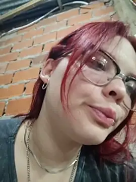 Chatroom XXX en direct de Luluu063i