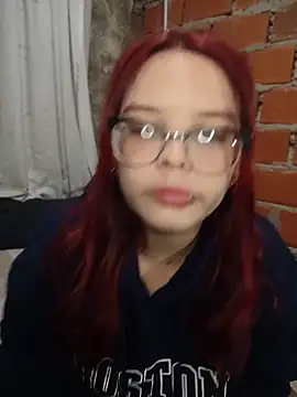 Luluu063i élő XXX-chatje