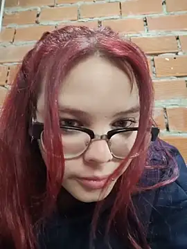 Luluu063i Live chatroom