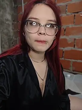 Luluu063i Chat XXX in diretta