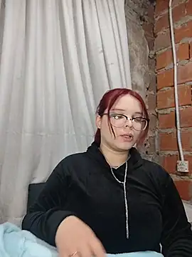 Chatroom XXX en direct de Luluu063i