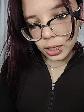 Luluu063i – Live XXX-chat