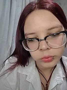 Luluu063i Chat XXX in diretta