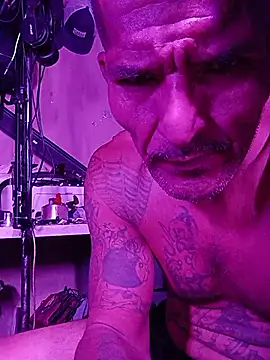 Show modela Vergonzoso6 na web-kameri