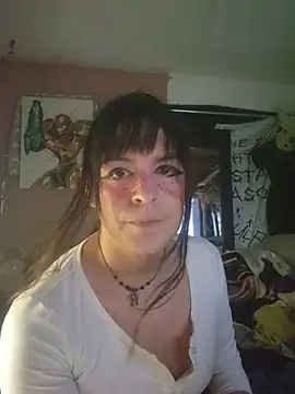 ellajval999 Show in webcam