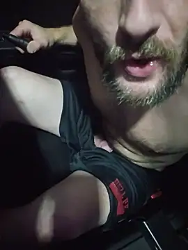 Pokazy przed kamerką – Spunwhiteboy317