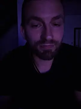 mikhael999 Webcam-Show