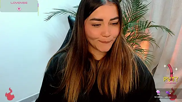 Chat +18 de Lucia_star__ ao vivo