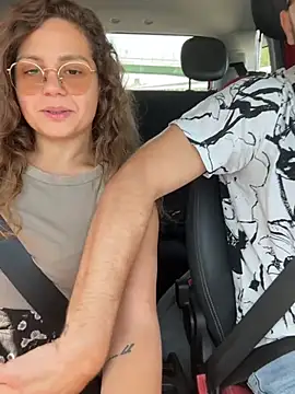 Show modela ItalianiMuli na web-kameri