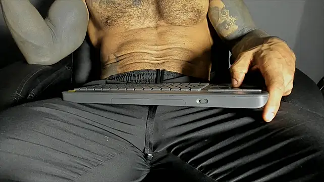 โชว์เว็บแคมของ Brock_hurn1