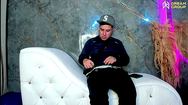 Yourslust_ Show Webcam