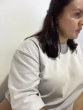 MiaCavalli__ Live XXX-Chat