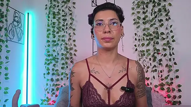 MiaMorgan_ Chat XXX in diretta