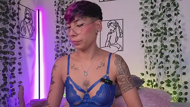 Živý XXX chat MiaMorgan_
