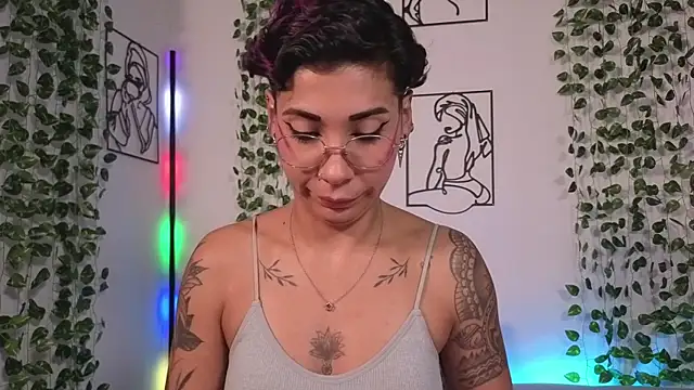 Živý XXX chat MiaMorgan_