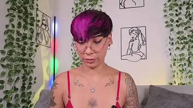 MiaMorgan_ Chat XXX in diretta