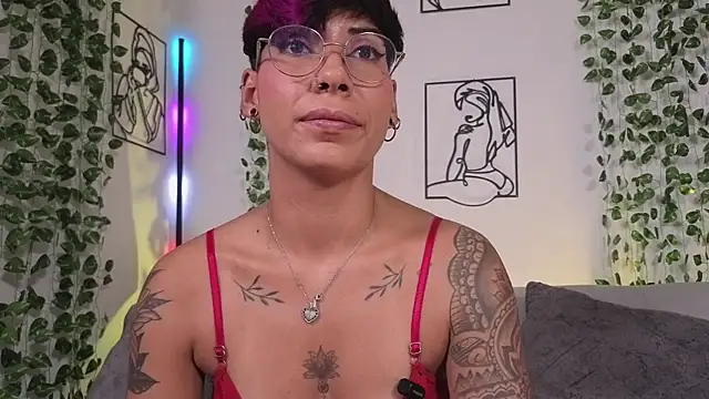 MiaMorgan_ Chat XXX in diretta