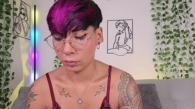 MiaMorgan_ Chat XXX in diretta