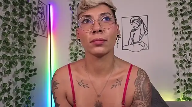 Онлайн чат XXX MiaMorgan_