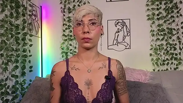MiaMorgan_ Chat XXX in diretta