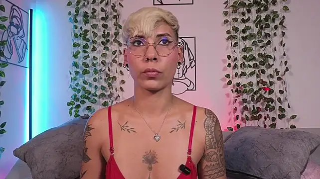 MiaMorgan_ Live XXX-Chat