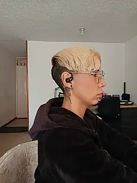 Czat XXX na żywo – MiaMorgan_