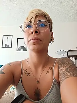 MiaMorgan_ 라이브 XXX 채팅
