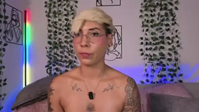MiaMorgan_ Chat XXX in diretta