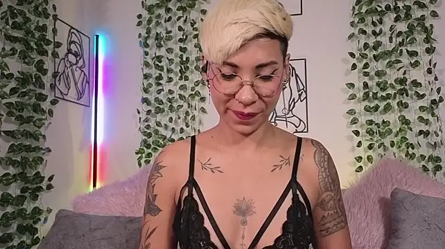 MiaMorgan_ – Live XXX-chat
