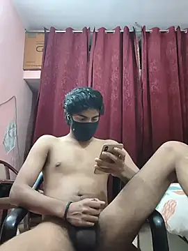 Show modela Fucker_111 na web-kameri