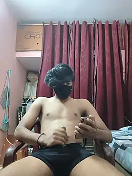 Pokazy przed kamerką – Fucker_111