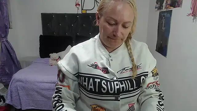 emperabigbootybigass Live XXX-Chat