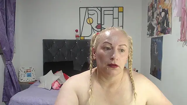 emperabigbootybigass Live XXX Chat