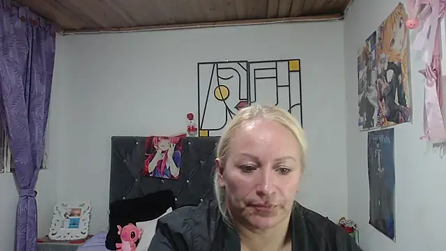 Živý XXX chat emperabigbootybigass