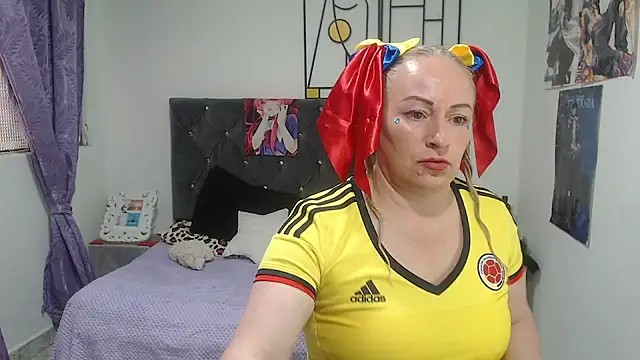 emperabigbootybigass' Webcam Show