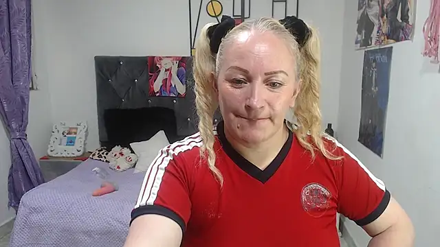 emperabigbootybigass Live XXX-chat