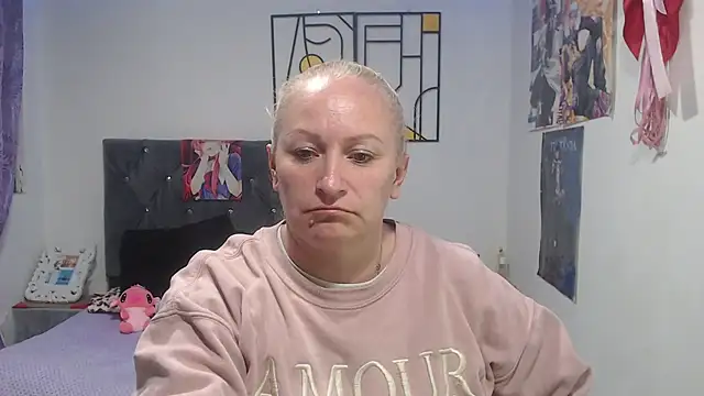 emperabigbootybigass Pertunjukan Webcam