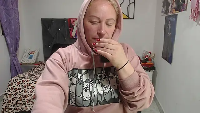 Czat XXX na żywo – emperabigbootybigass